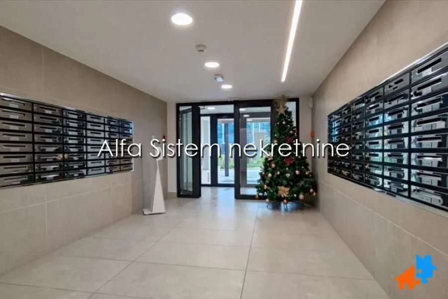 Izdavanje, četvorosoban stan, 110m², Novi Beograd Blok 65, Novi Beograd Sve Podlokacije