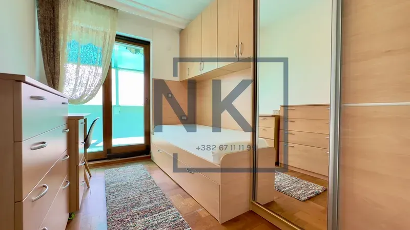 Prodaja, trosoban stan, 130m², Stari Aerodrom, Podgorica