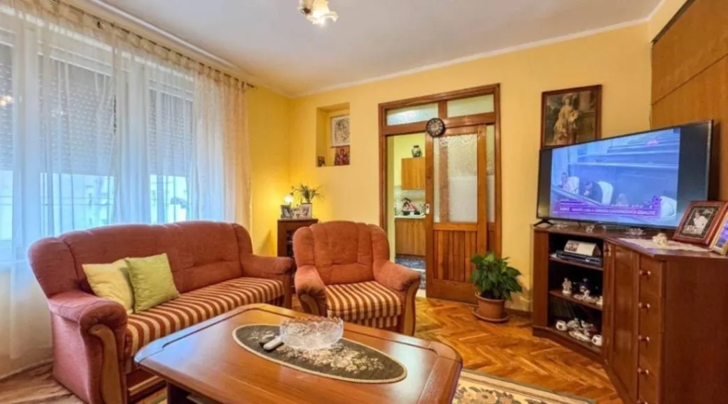 Prodaja, dvosoban stan, 86m², Centar, Podgorica