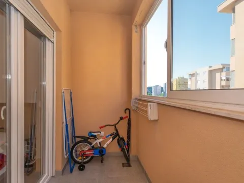 Prodaja, jednosoban stan, 48m², Tuški Put, Podgorica - image 9