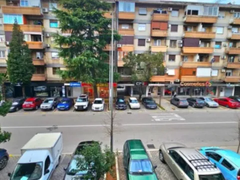 Izdavanje, dvosoban stan, 55m², Preko Morače, Podgorica - image 5