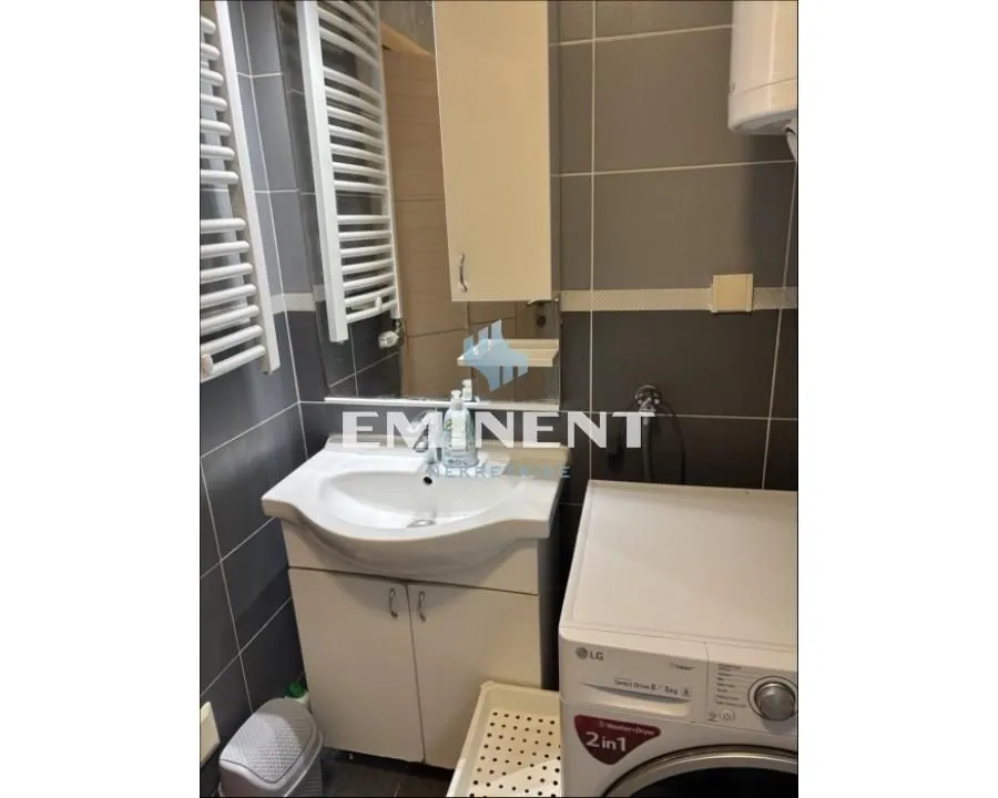Rent, two bedroom apartment, 55m², Južni Bulevar, Vračar Sve Podlokacije
