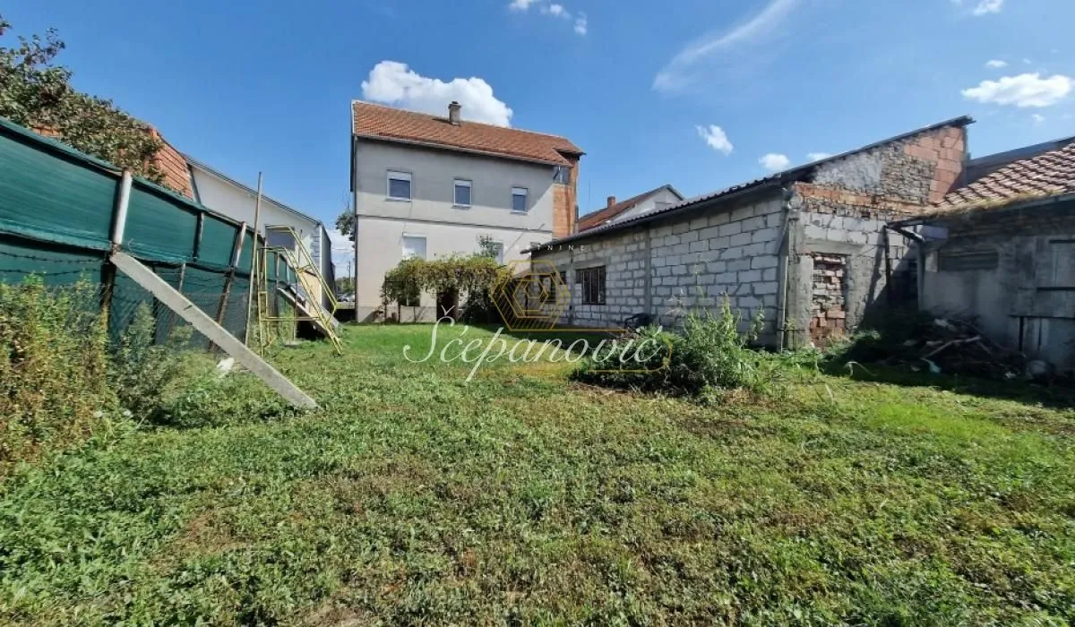 Prodaja, kuća, 396m², Klisa, Novi Sad Sve Podlokacije