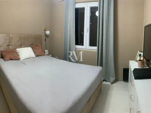 Izdavanje, trosoban stan, 100m², Dumidran, Tivat - image 2