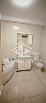 Rent, four bedroom apartment, 150m², Savski Venac, Beograd - image 30
