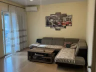 Izdavanje, dvosoban stan, 72m², City Kvart, Podgorica - image 2