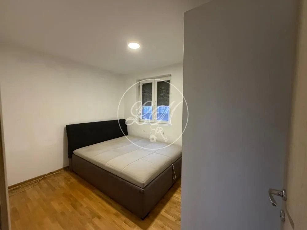 Sale, two bedroom apartment, 50m², Altina, Beograd