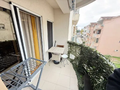 Sale, one bedroom apartment, 40m², Bulevar, Budva - image 6