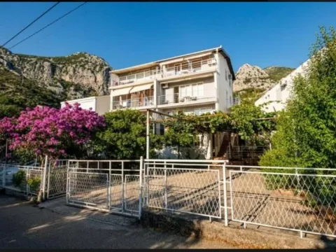 Sale, house, 280m², Sutomore, Bar - image 1