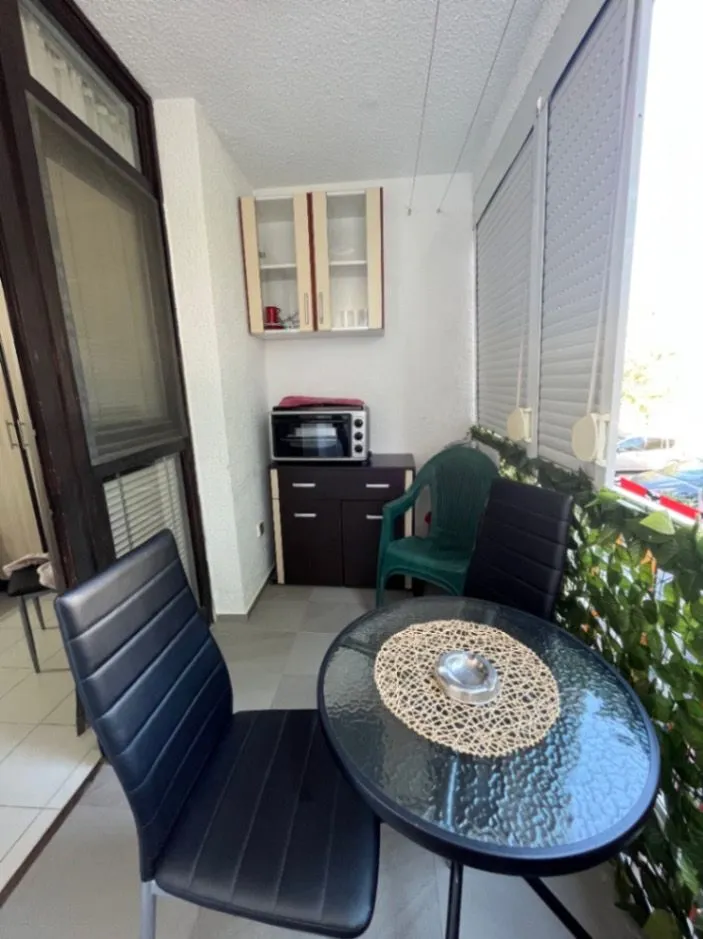 Stan-na-dan, garsonjera, 31m², Bar, Crna Gora