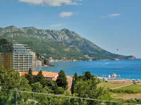 Sale, one bedroom apartment, 73m², Bečići, Budva - image 10