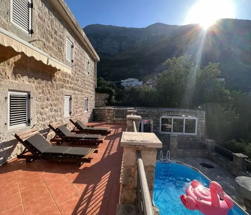 Sale, house, 443m², Reževići, Budva