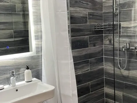 Sale, one bedroom apartment, 43m², Budva, Crna Gora - image 4