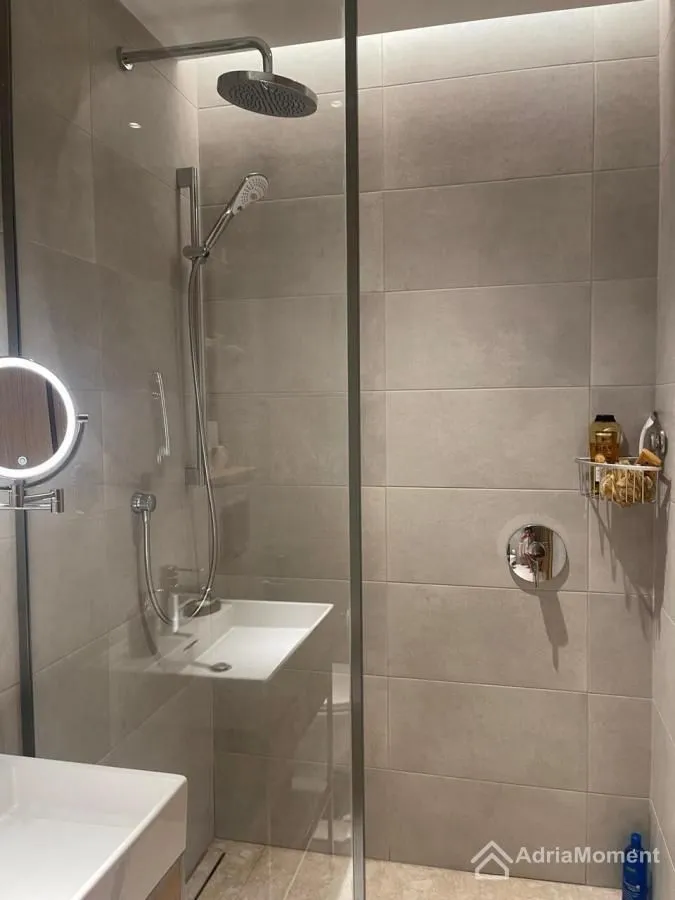 Prodaja, dvosoban stan, 90m², Porto Montenegro, Tivat