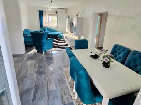 Izdavanje, kuća, 137m², Donji Kokoti, Podgorica - image 13