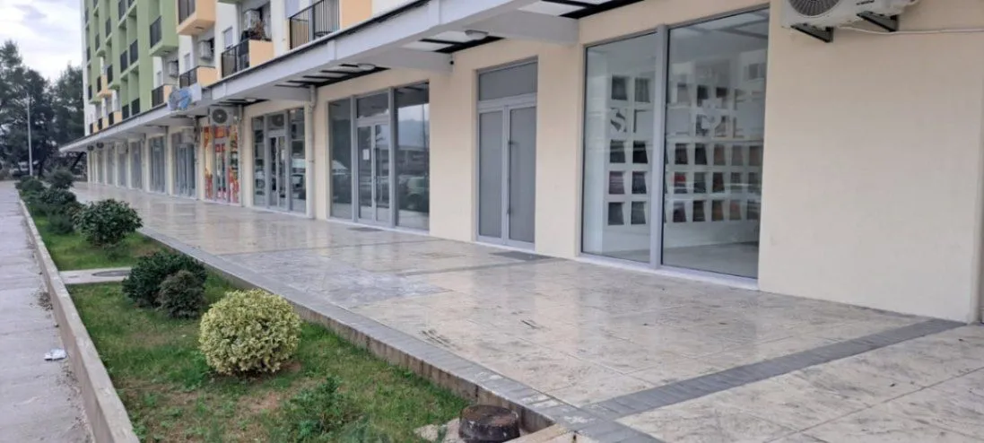 Rent, office space, 40m², Pobrežje, Podgorica