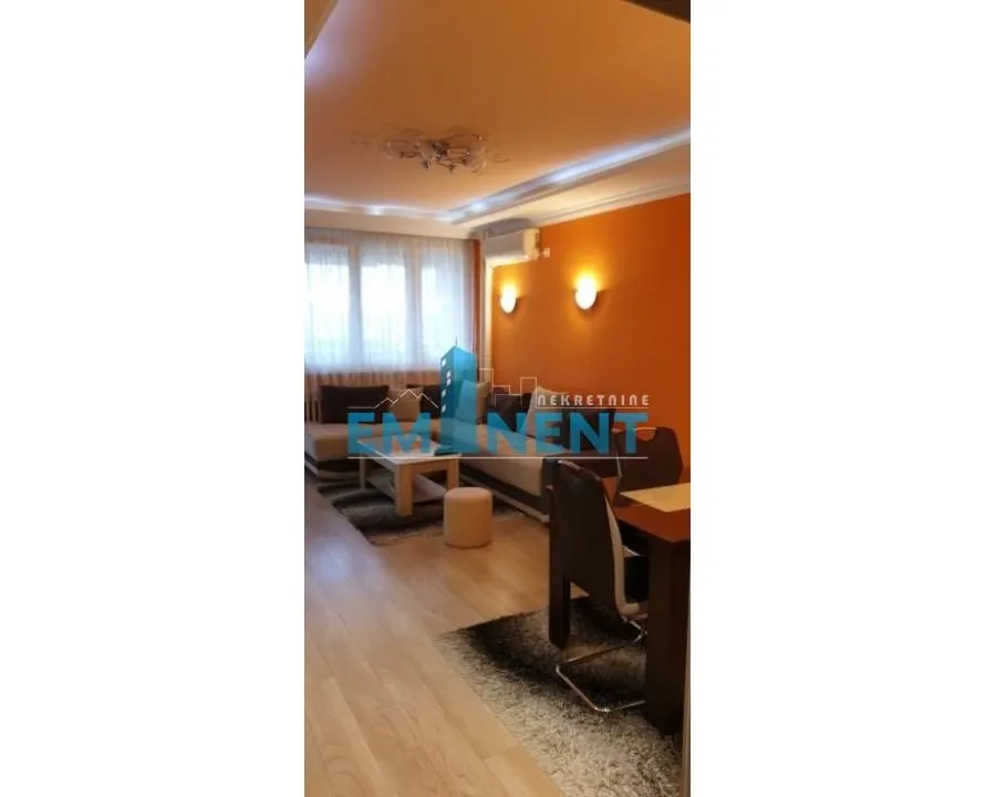 Izdavanje, dvosoban stan, 50m², Novi Beograd Sve Podlokacije, Beograd