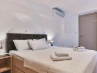 Izdavanje, dvosoban stan, 75m², Centar, Budva - image 10