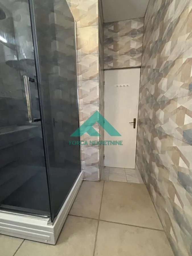 Prodaja, trosoban stan, 79m², Stari Grad, Beograd