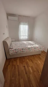Prodaja, dvosoban stan, 70m², 1 maj, Podgorica - image 9