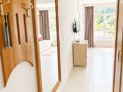Prodaja, jednosoban stan, 30m², Rafailovići, Budva - image 3