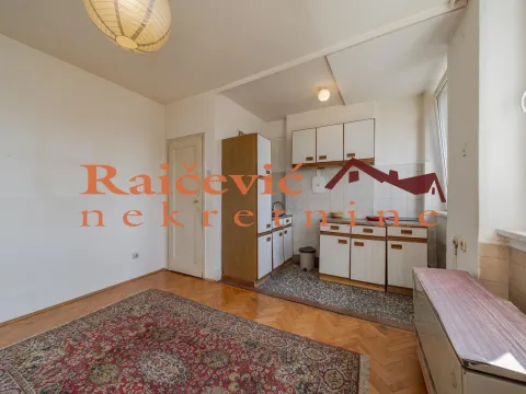 Prodaja, jednosoban stan, 43m², Crveni Krst, Beograd - image 2