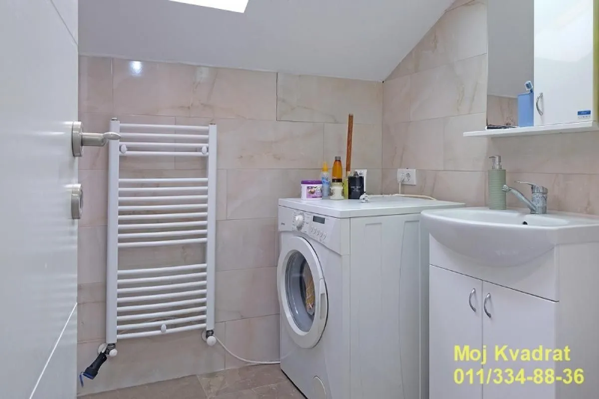 Prodaja, trosoban stan, 75m², Veliko Gradište, Srbija