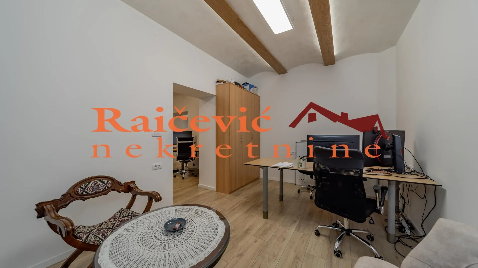 Prodaja, četvorosoban stan, 84m², Stari Grad, Beograd