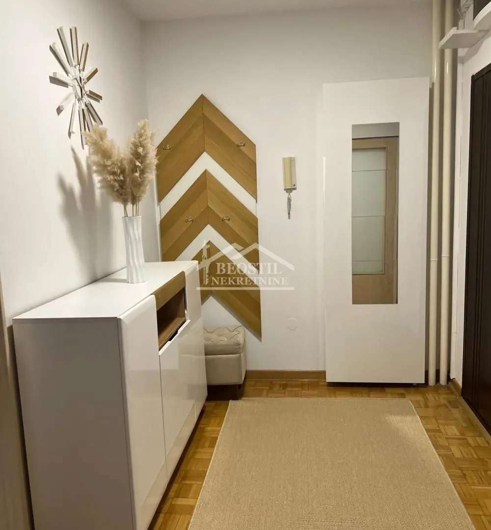 Rent, two bedroom apartment, 66m², Novi Beograd Blok 63, Novi Beograd Sve Podlokacije