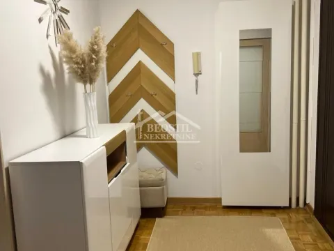 Rent, two bedroom apartment, 66m², Novi Beograd Blok 63, Novi Beograd Sve Podlokacije - image 13