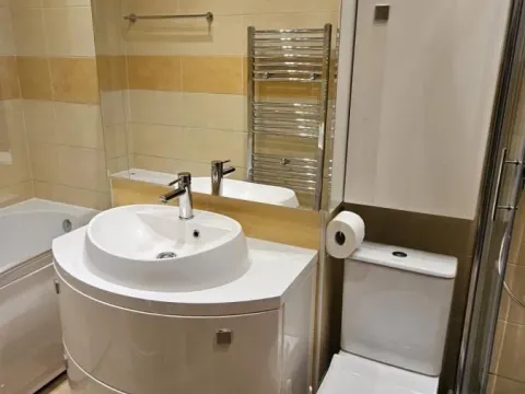 Izdavanje, trosoban stan, 70m², Grbavica, Novi Sad Sve Podlokacije - image 16