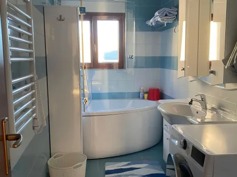 Rent, one bedroom apartment, 462m², Savina, Herceg Novi - image 14