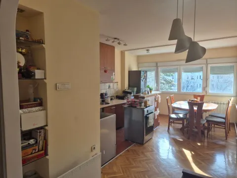 Sale, three bedroom apartment, 88m², Stari Merkator, Novi Beograd Sve Podlokacije - image 4