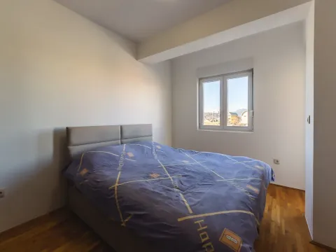 Izdavanje, dvosoban stan, 83m², Zabjelo, Podgorica - image 11