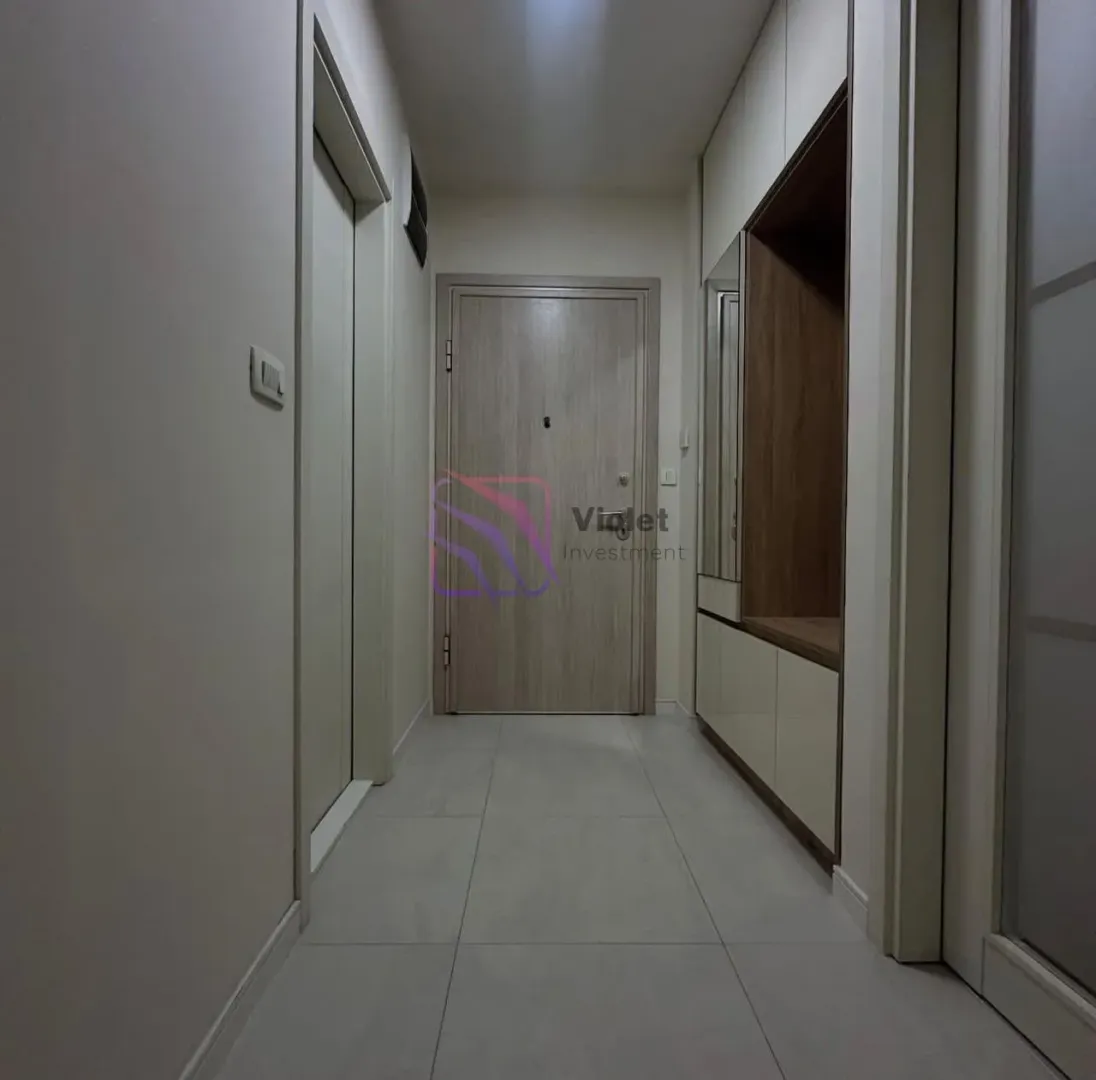 Izdavanje, jednosoban stan, 49m², Central Point, Podgorica