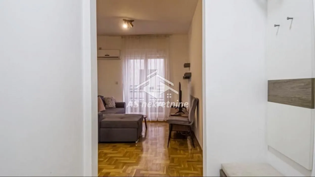 Izdavanje, dvosoban stan, 42m², Vukov Spomenik, Zvezdara Sve Podlokacije