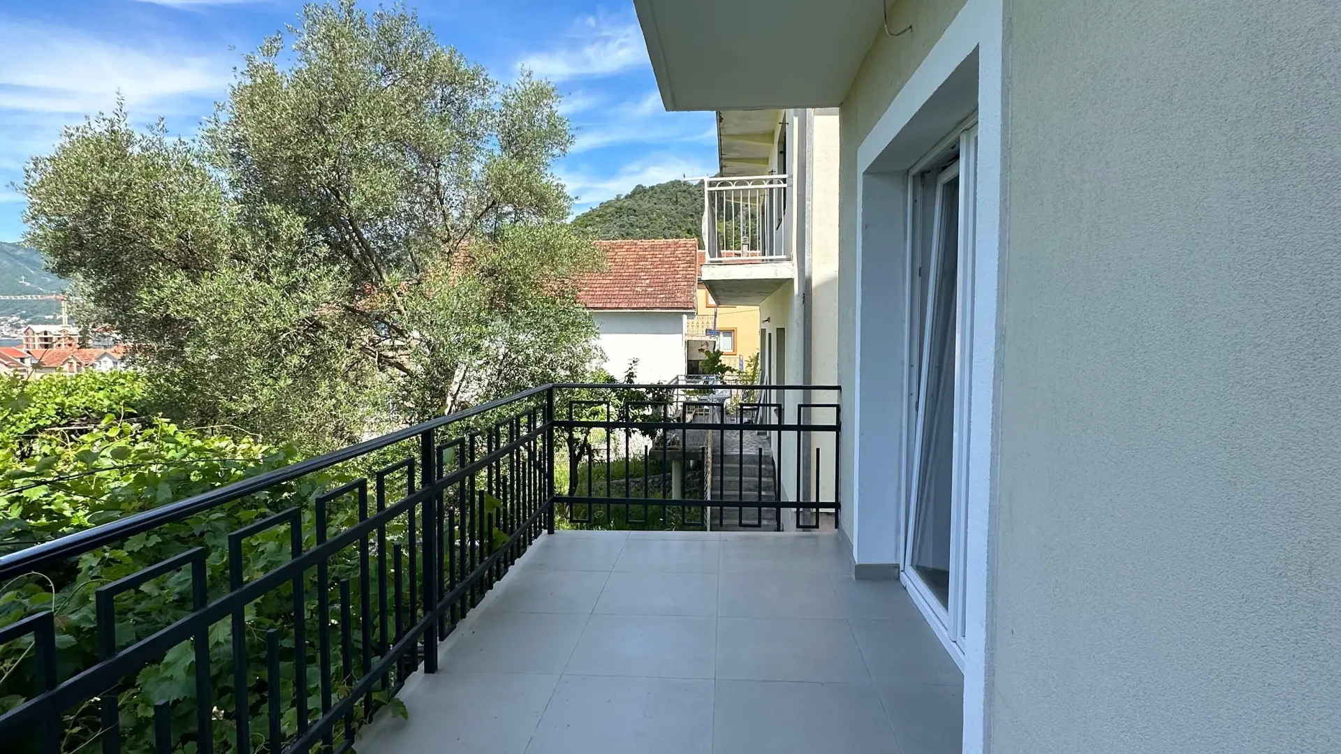 Rent, three bedroom apartment, 89m², Seljanovo, Tivat