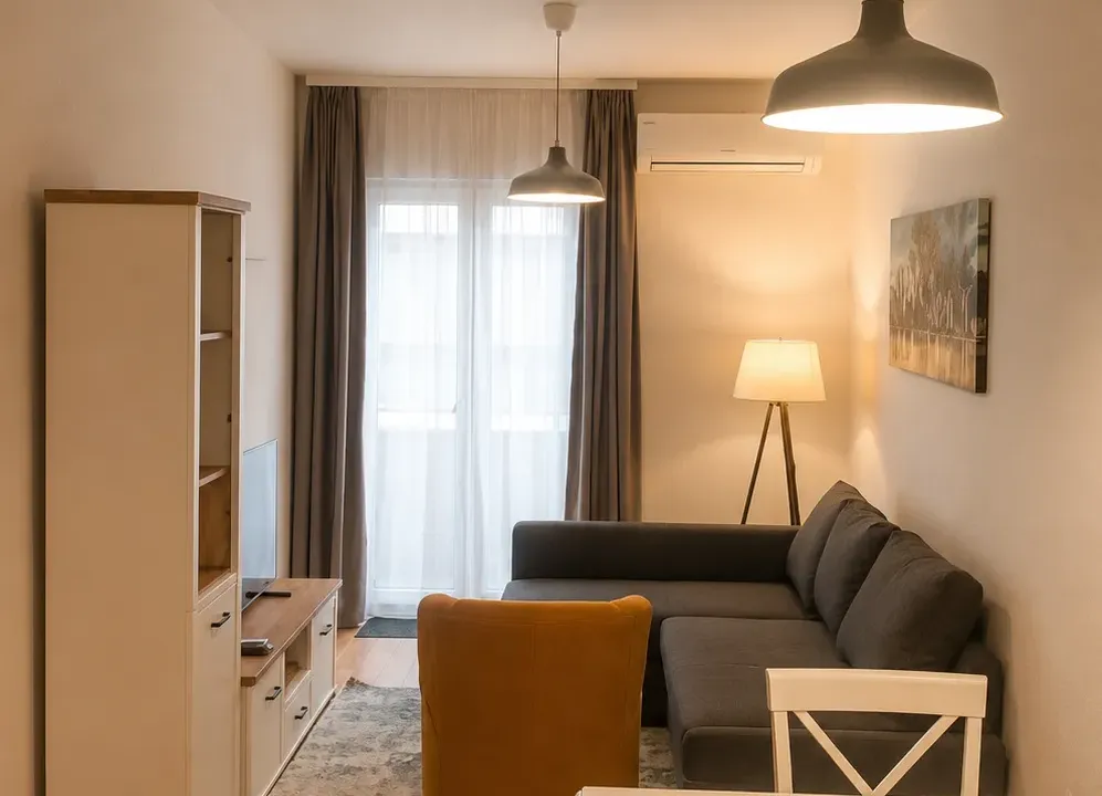 Izdavanje, jednosoban stan, 47m², Central Point, Podgorica
