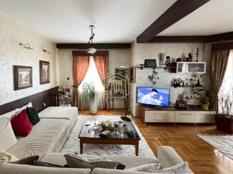 Prodaja, trosoban stan, 109m², Momišići, Podgorica - image 2