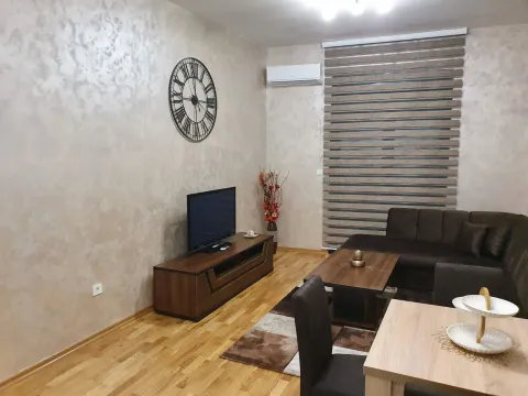 Izdavanje, jednosoban stan, 54m², Zabjelo, Podgorica - image 2