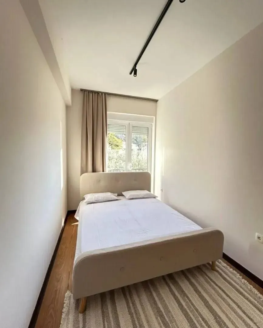 Prodaja, dvosoban stan, 76m², Pržno, Budva