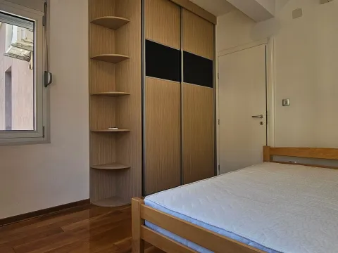 Izdavanje, trosoban stan, 103m², Centar, Budva - image 7