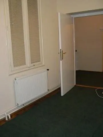 Izdavanje, poslovni prostor, 60m², Stari Grad, Beograd