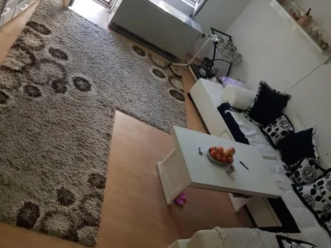 Prodaja, kuća, 81m², Zemun Kalvarija, Zemun Sve Podlokacije - image 6