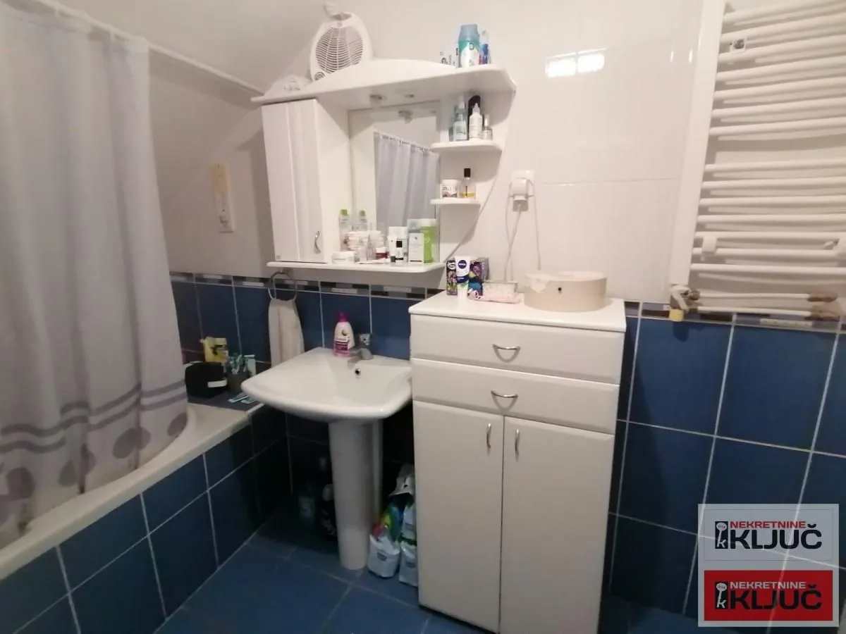 Prodaja, trosoban stan, 87m², Bulevar Oslobodjenja, Novi Sad Sve Podlokacije