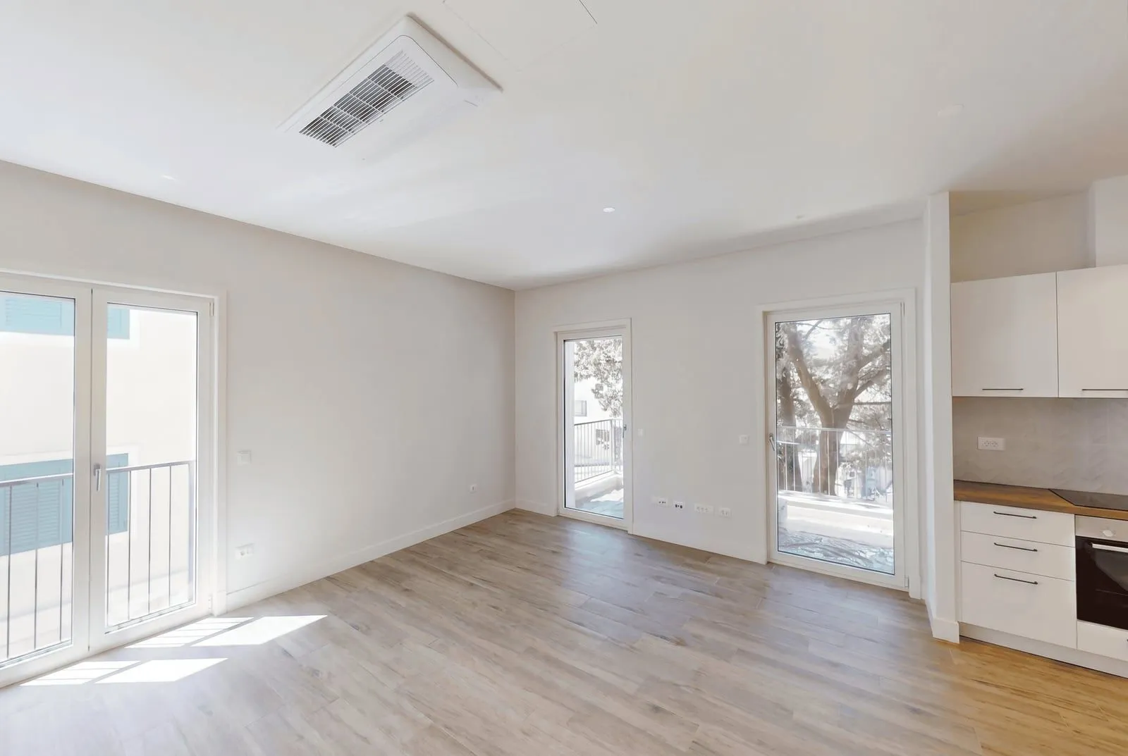 Prodaja, dvosoban stan, 69m², Tivat, Crna Gora
