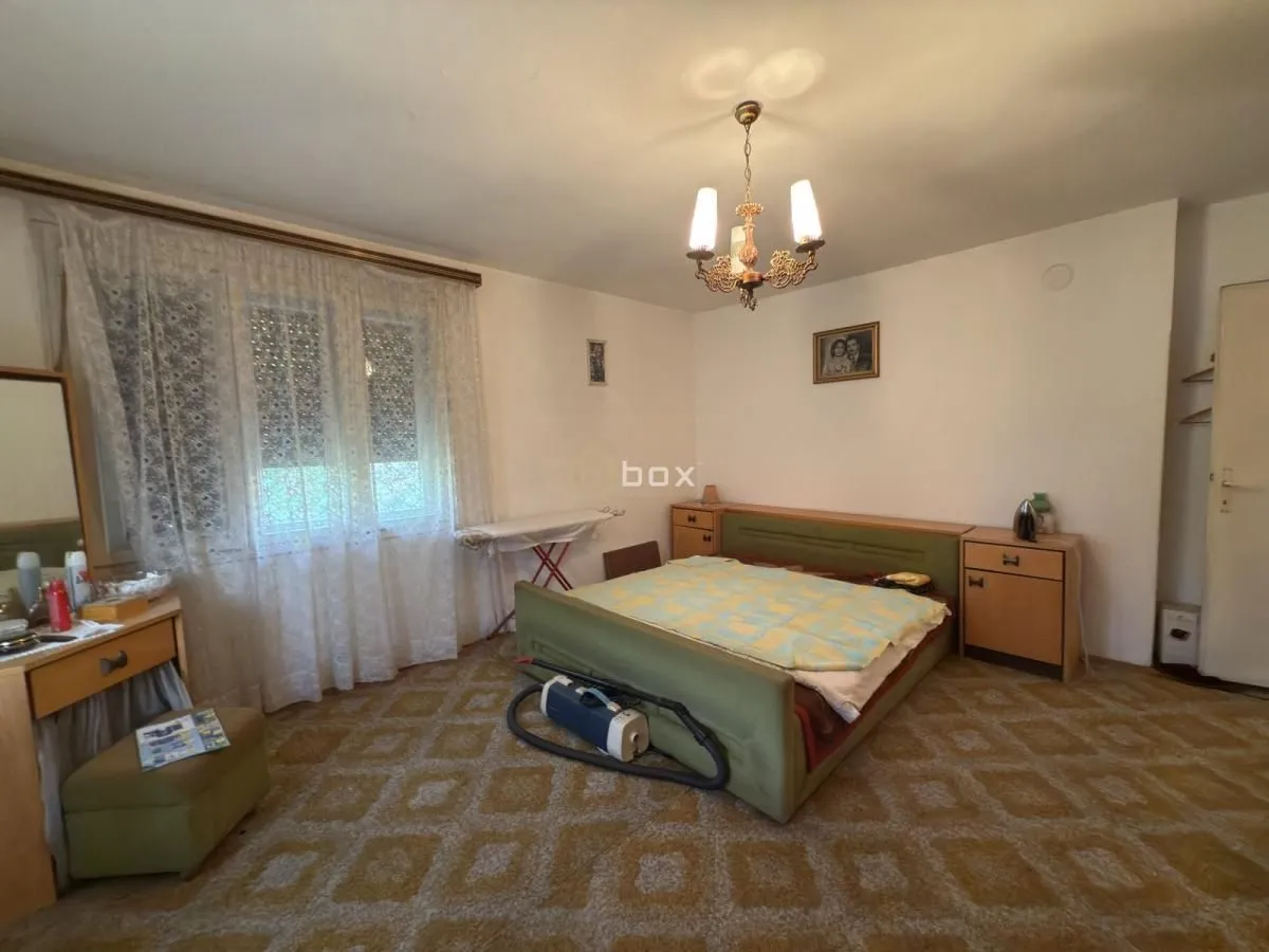 Prodaja, trosoban stan, 79m², Palilula, Niš