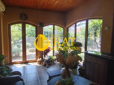 Prodaja, kuća, 250m², Palilula Sve Podlokacije, Beograd - image 3