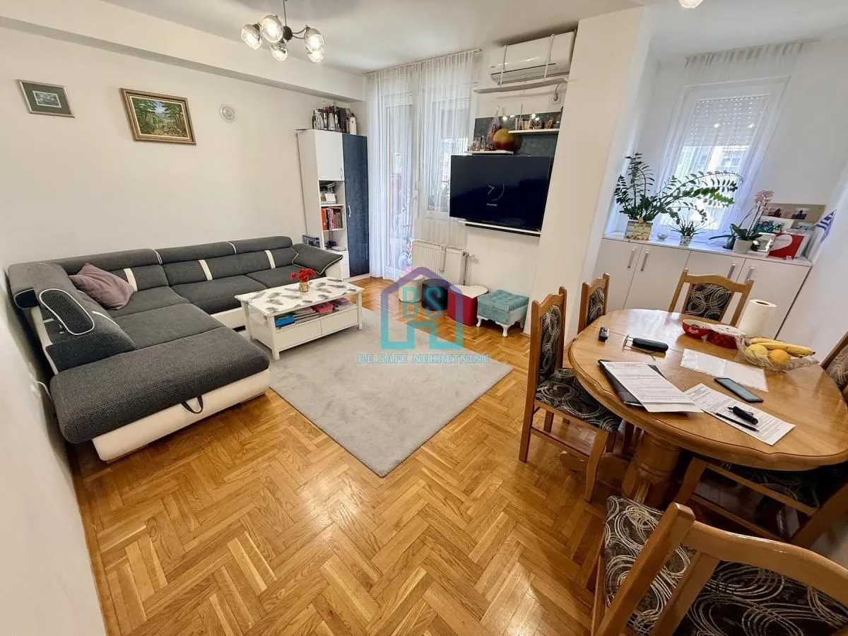 Prodaja, dvosoban stan, 52m², Bulevar Evrope, Novi Sad Sve Podlokacije