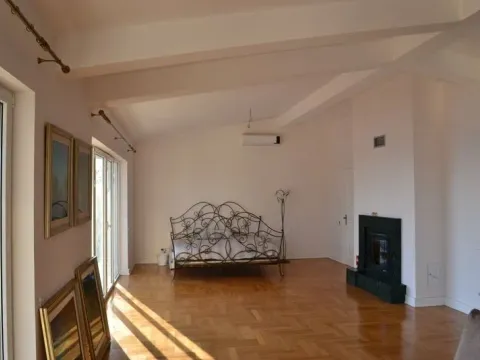 Sale, house, 360m², Šušanj, Bar - image 4